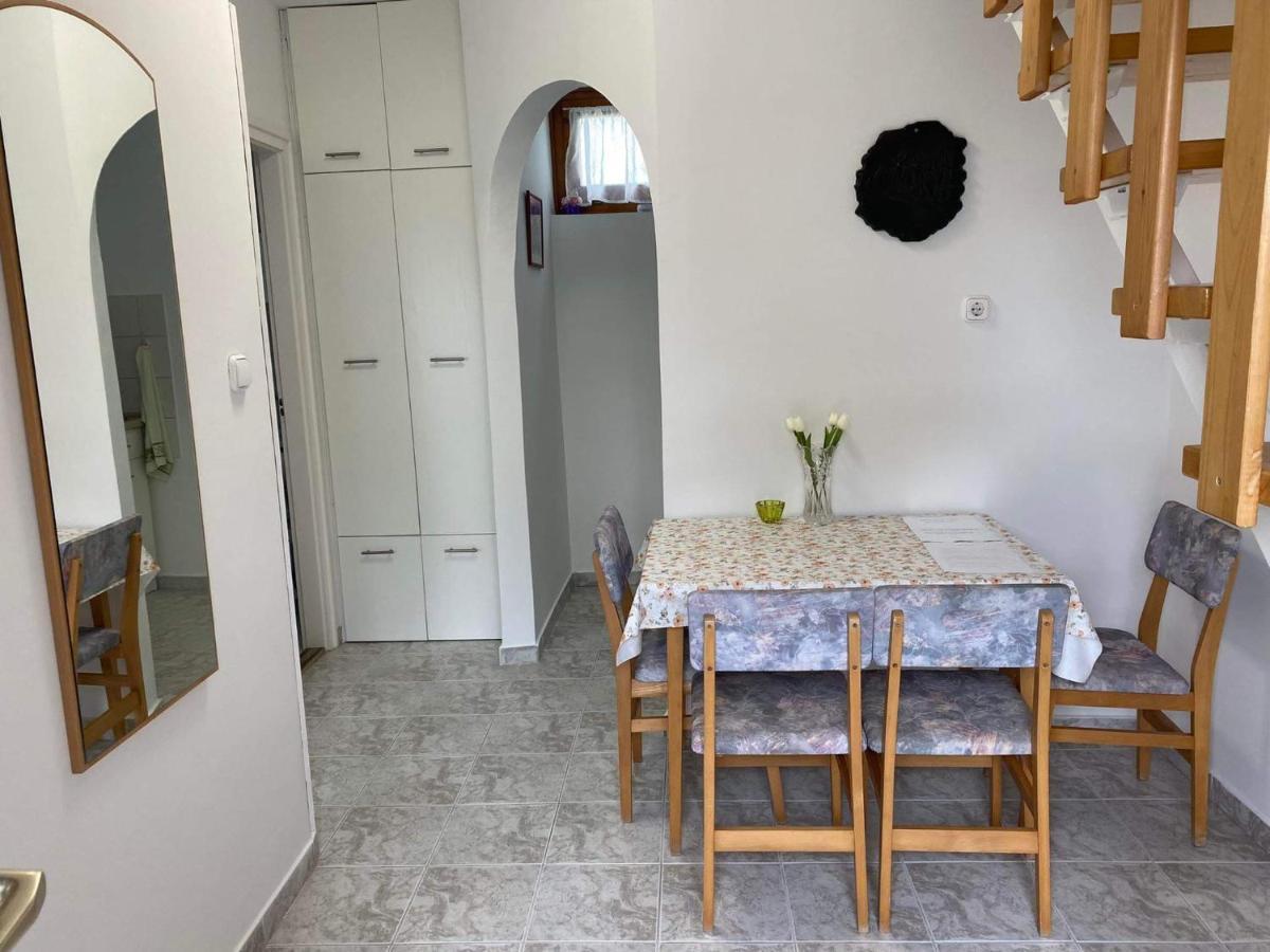 Helena Apartman 체르젝토마 외부 사진