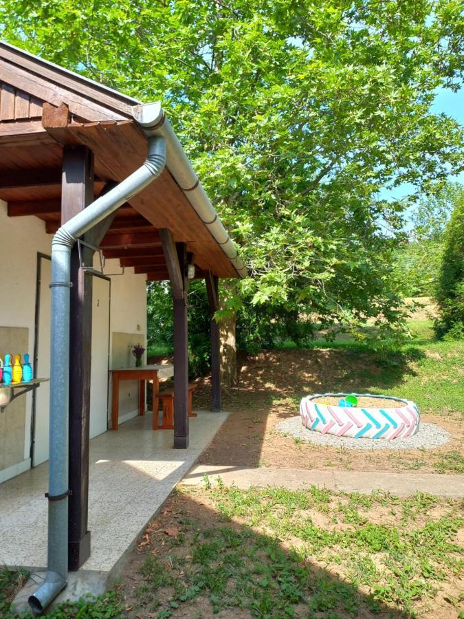 Helena Apartman 체르젝토마 외부 사진